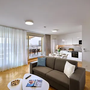 Downtown Rubesova 4* Prag