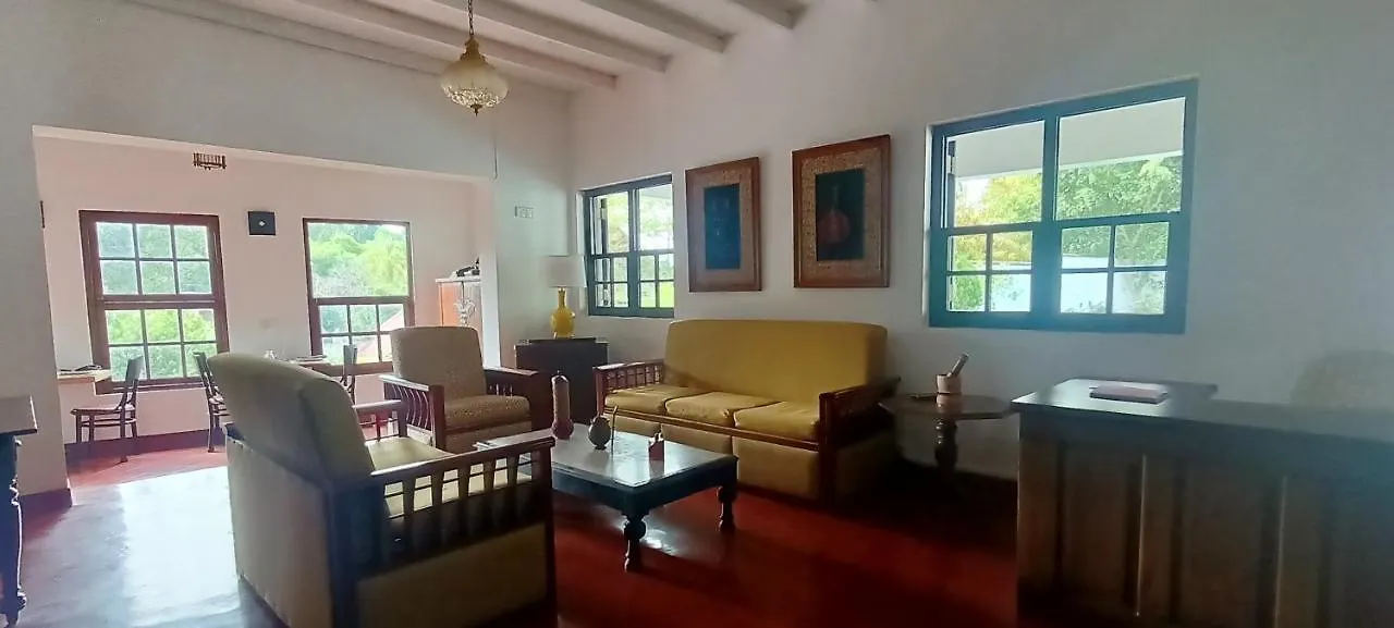 *** Hotel Kaya Residence Kandy Sri Lanka