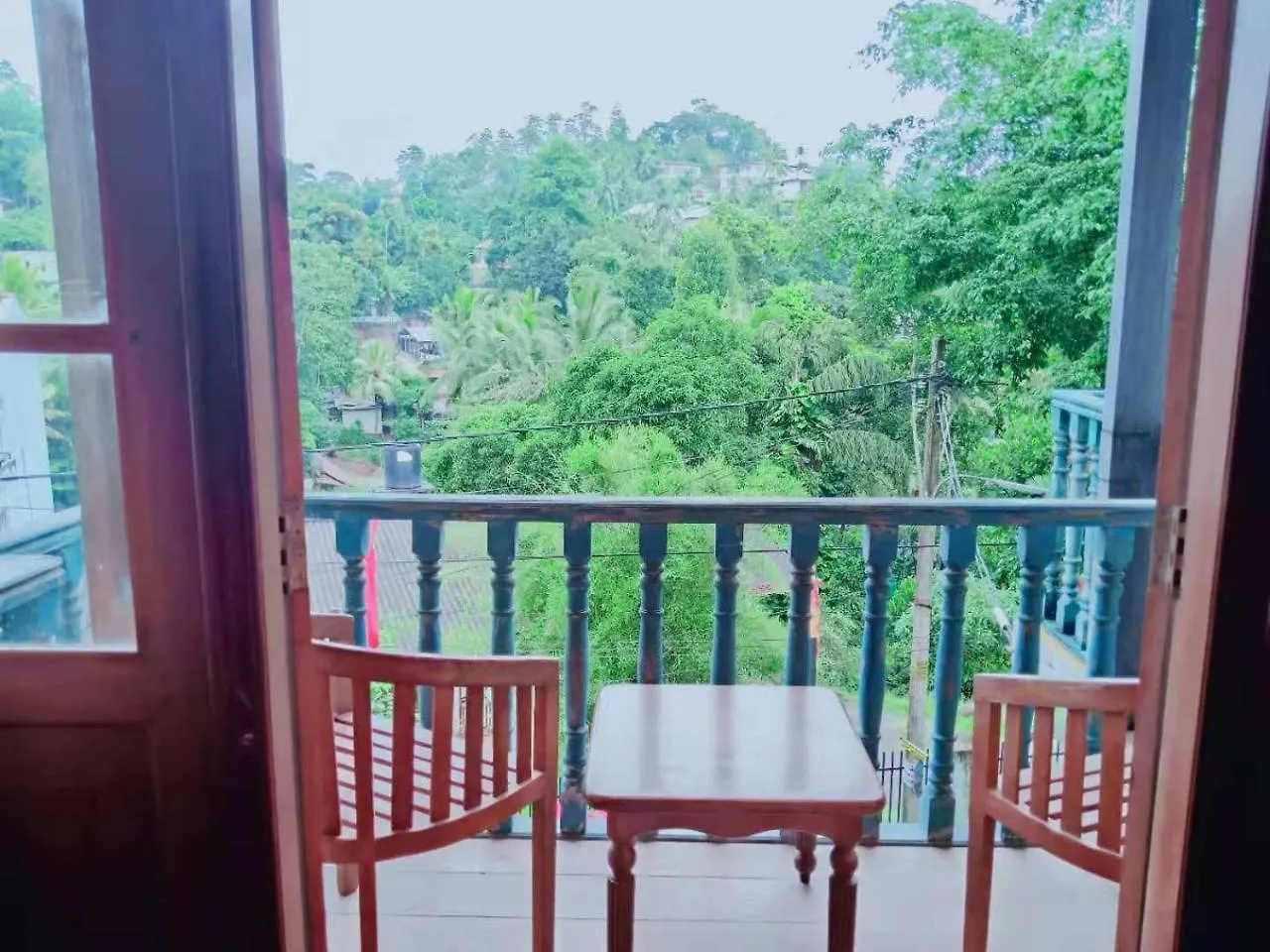 Kaya Residence 캔디 3*,  스리랑카